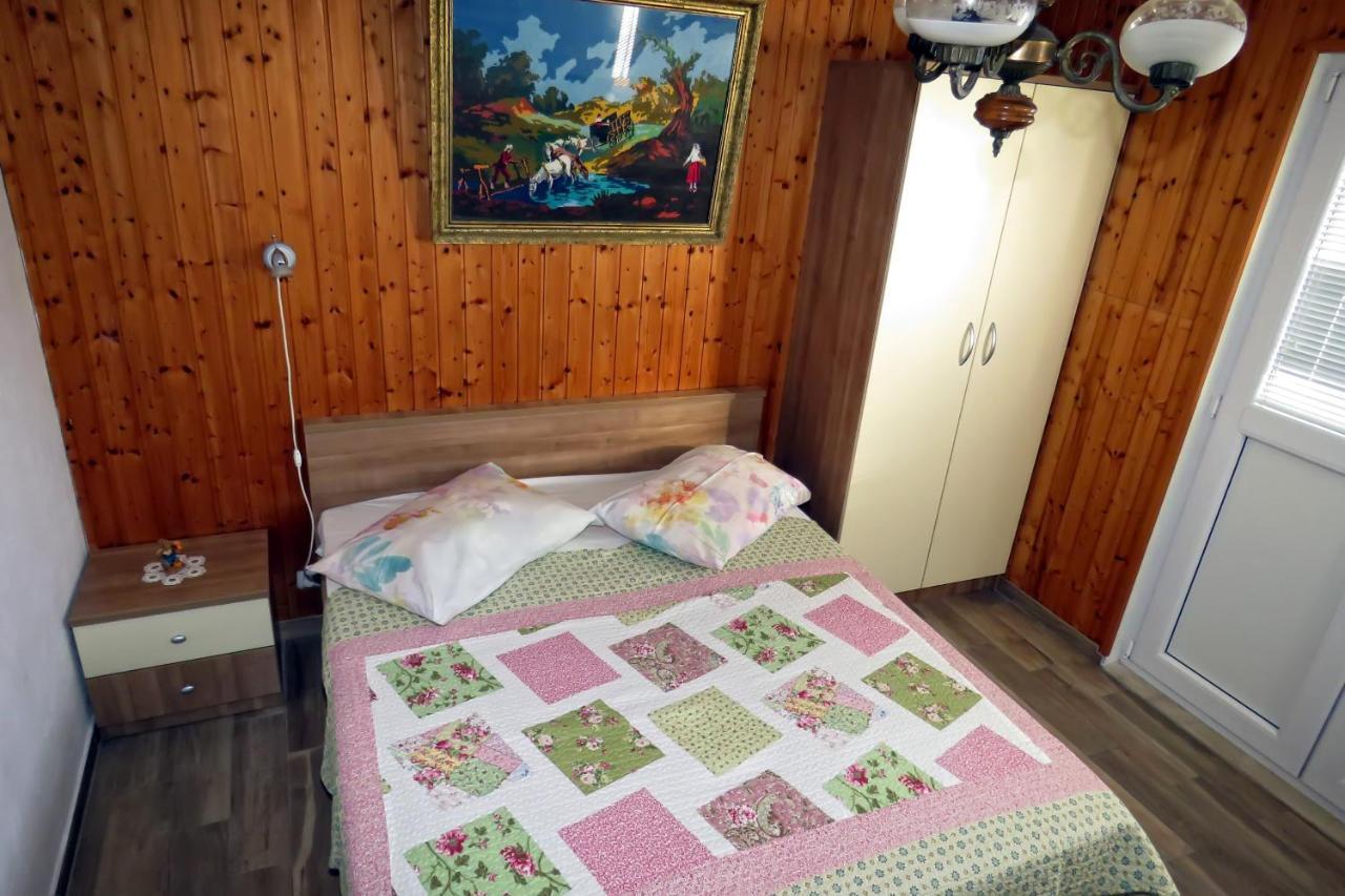 Apartments By The Sea Drasnice, Makarska - 5265 Dış mekan fotoğraf